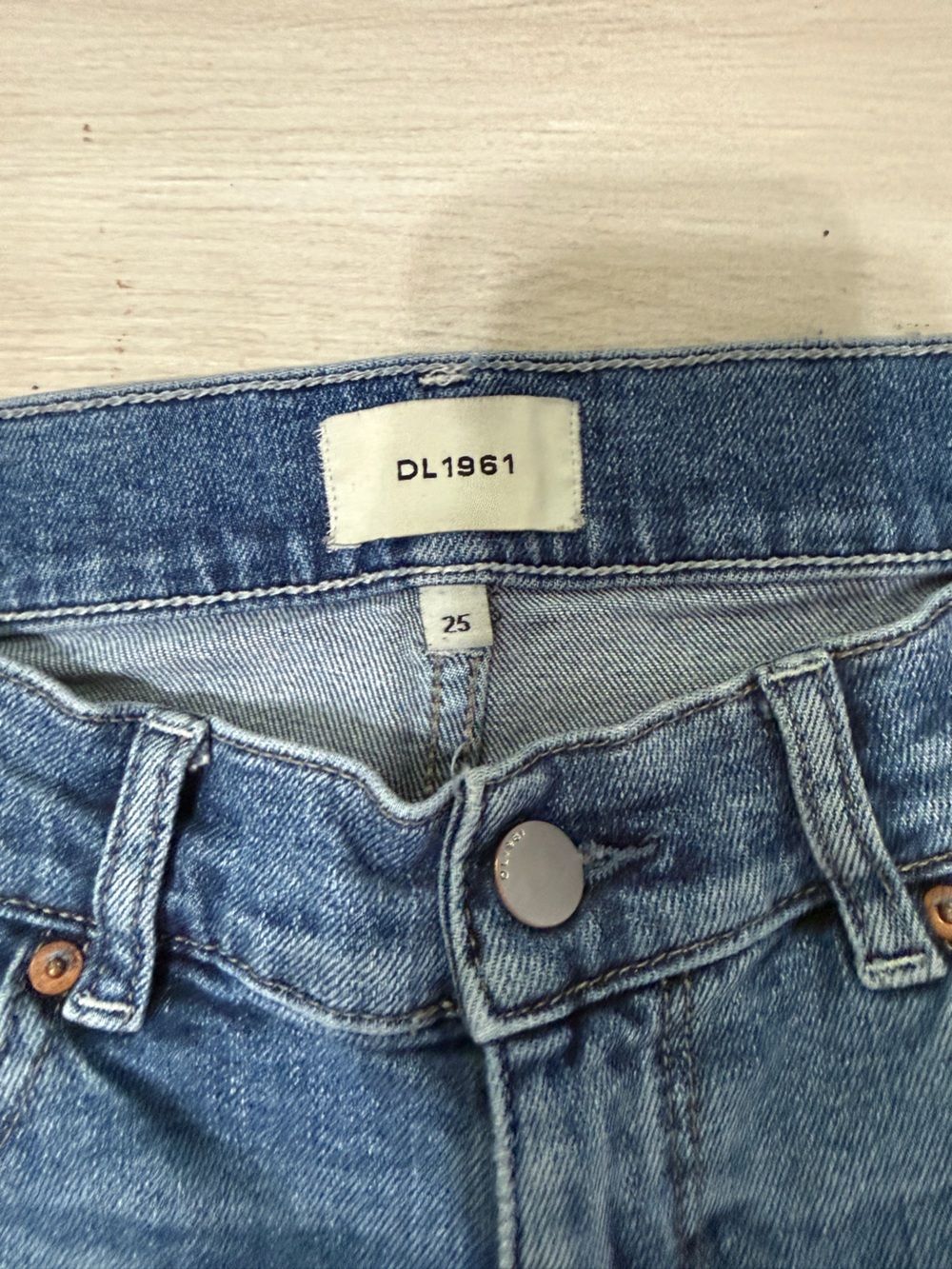 DL1961 Mara Straight 32” Jeans - Picture 3 of 7